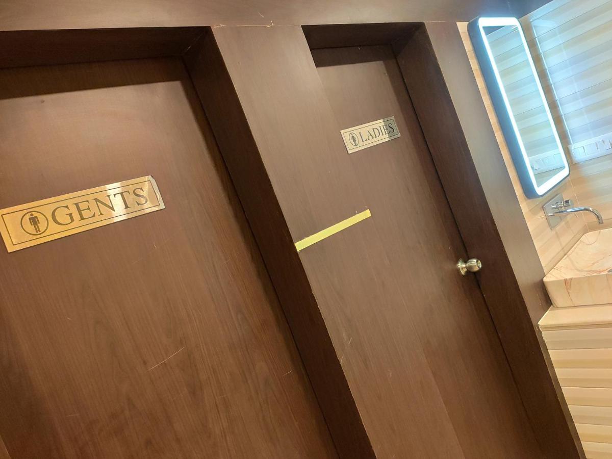Royal View Residency Hotel Bodhgaya Bagian luar foto